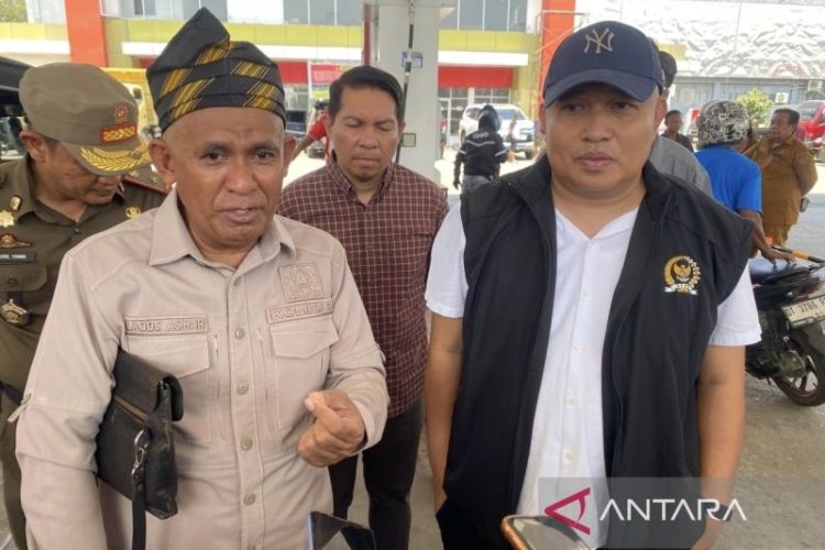 DPRD Kendari temukan penyalahgunaan QR code BBM saat sidak SPBU