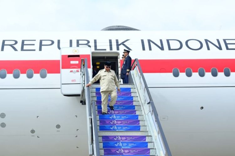 Presiden tiba di Rusia, jadi tamu kehormatan utama EEF ke-11
