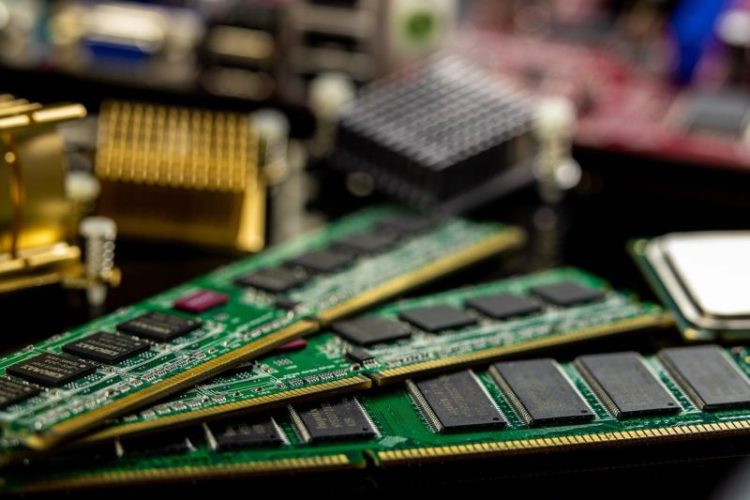 SK Hynix jajaki kerja sama dengan Intel untuk produksi chip di AS