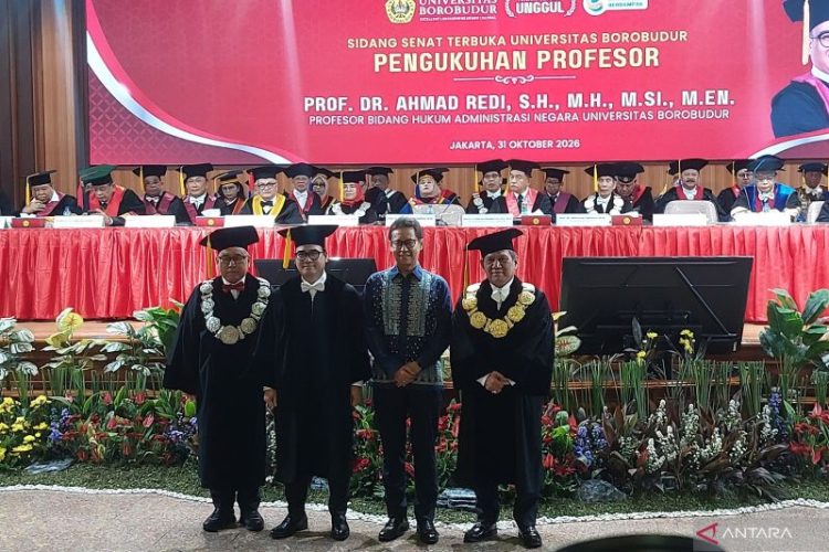 Universitas Borobudur kukuhkan guru besar bidang hukum administrasi