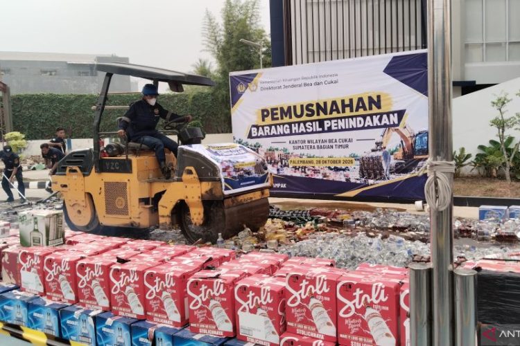 Bea Cukai Sumbagtim musnahkan 22,4 juta batang rokok ilegal