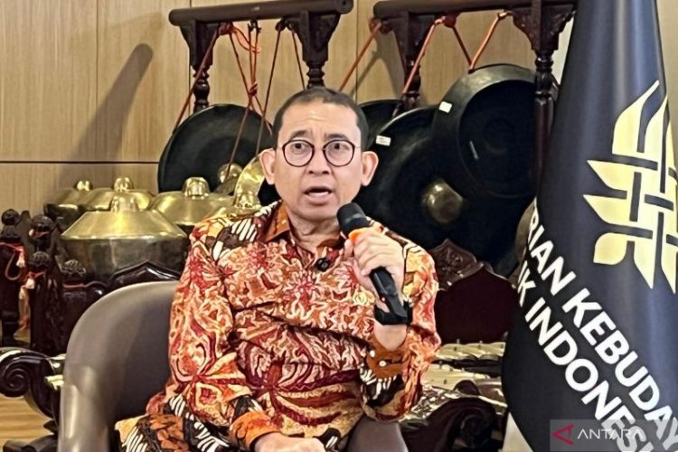 Kementerian Kebudayaan siapkan APAR dan kaji pelapis rumah adat